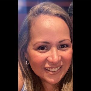 Meet your Posher, Nahyla